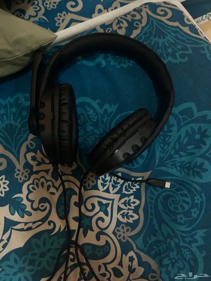 headphone 0