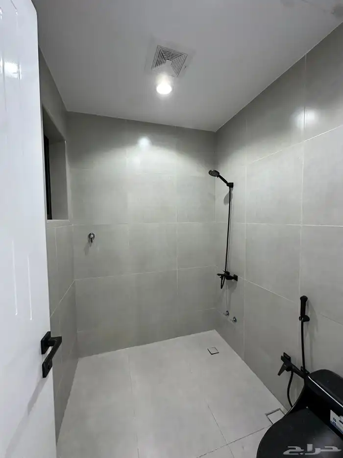 ادوار مساحات واسعه 15