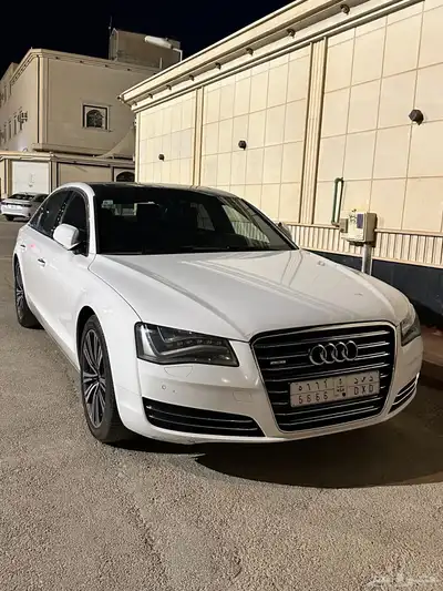 اودي A8 1