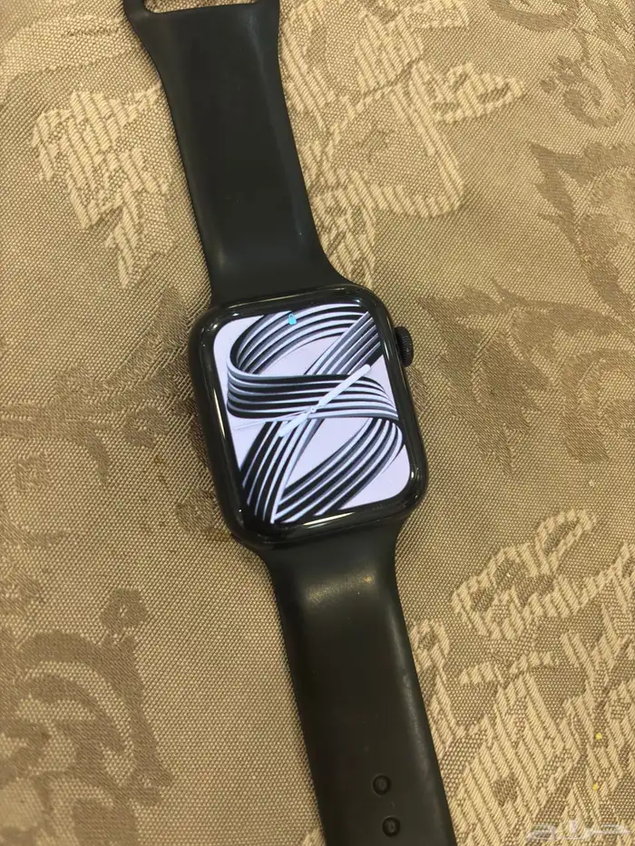 ساعة ابل Apple Watch 1