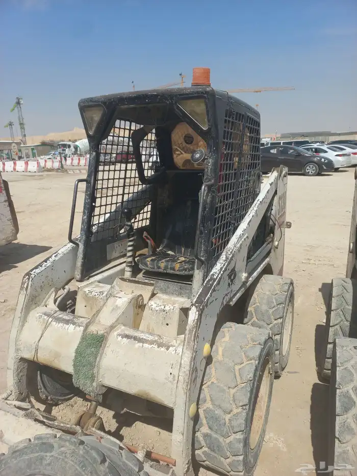 جي سي بي حفار باكهول لودار عرجاء JCB بوبكات اللايجار 2