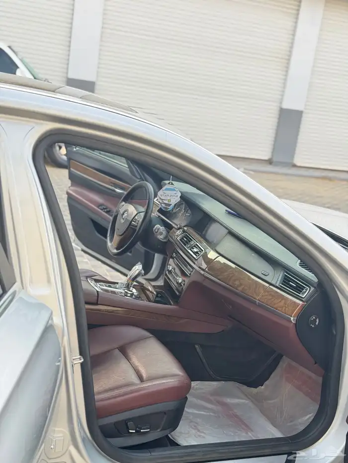 بي ام دبليو 730 11