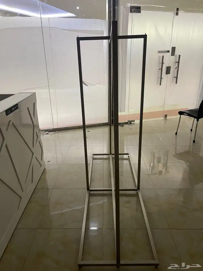 ستندات للبيع 2