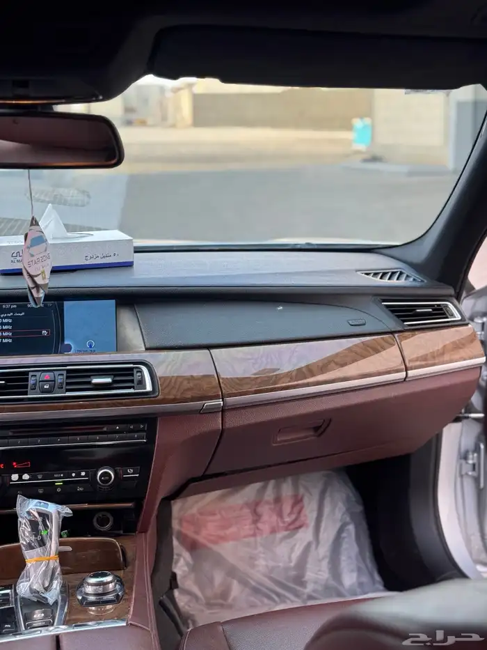 بي ام دبليو 730 13