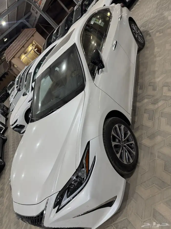 لكزس ES350 موديل 2025 ساير 14