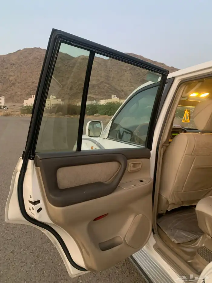 لاندكروزر 2005 4