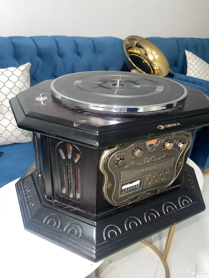 مشغل اسطوانات ( بشتخته 0