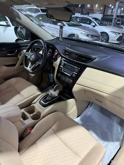 نيسان اكس تريل 2021 وكالة 22