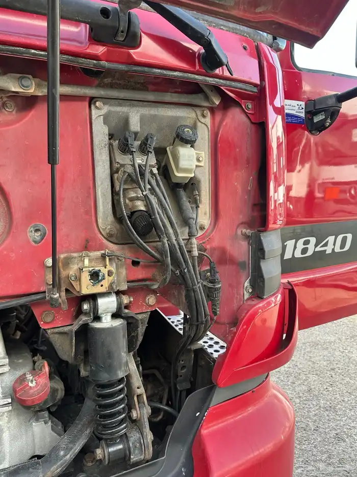 مرسيدس اكتروس 1840 موديل 2003 15