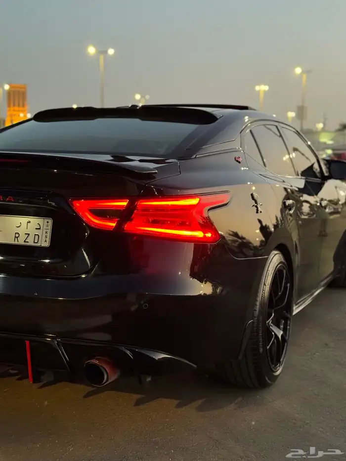 Nissan Maxima 2018 Midnight 3