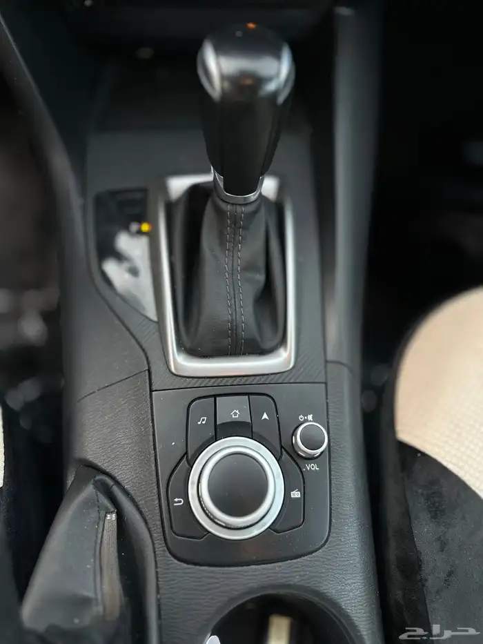 مازدا Mazda3 هاتشباك 14