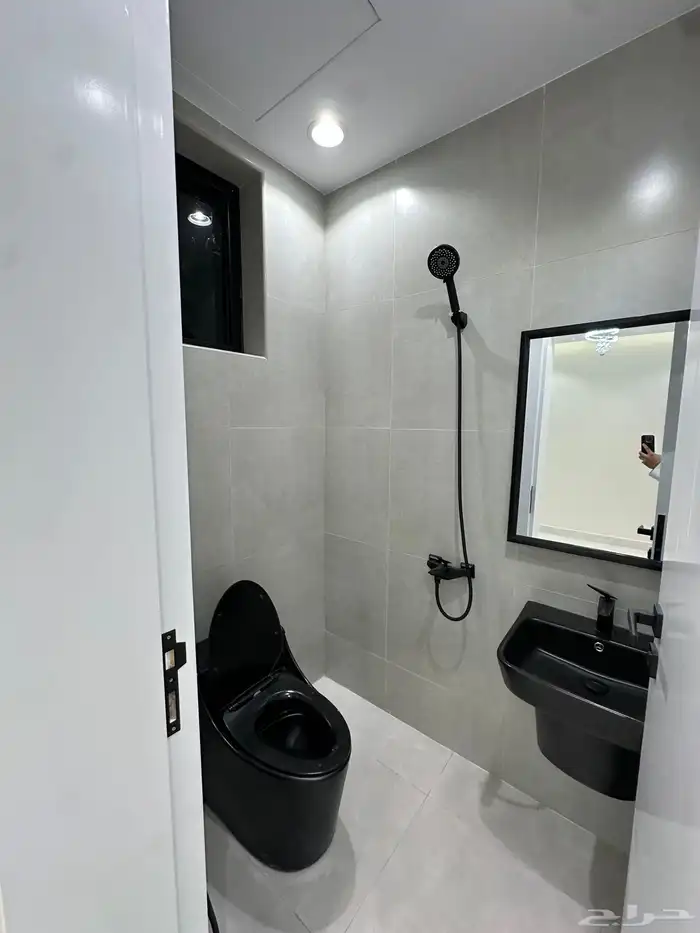 ادوار مساحات واسعه 18