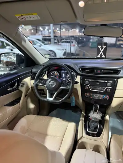 نيسان اكس تريل 2021 وكالة 12