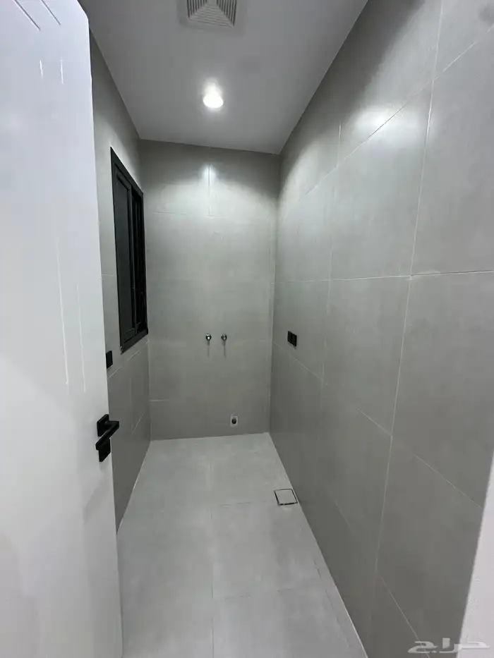 ادوار مساحات واسعه 7