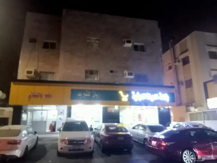 عماره للبيع جده حي البوادي 3