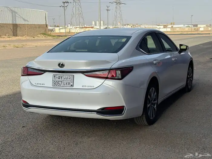 لكزس ES250 وكاله 2024 3