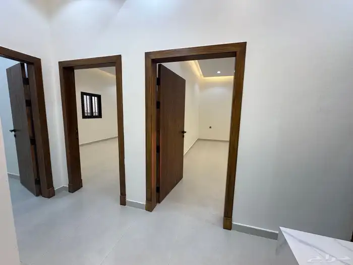 فيلا سكنية دور وثلاث شقق 37