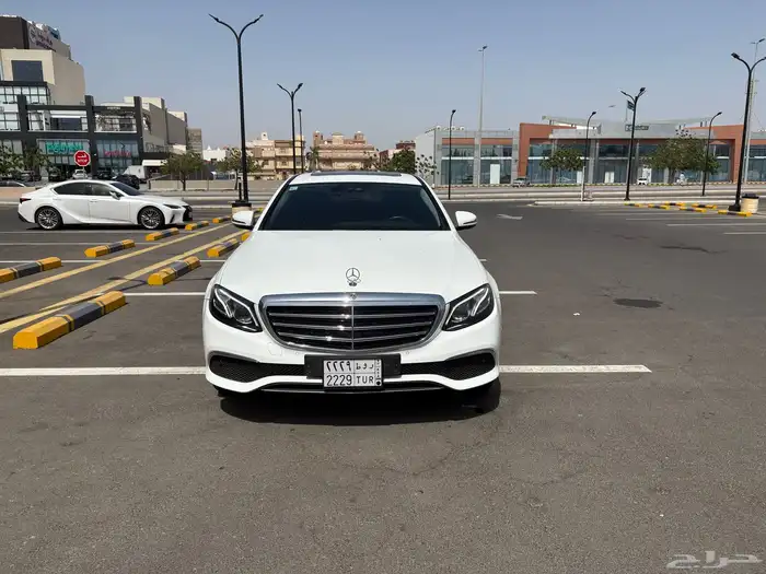 للبيع مرسيدس E220d ديزل 0