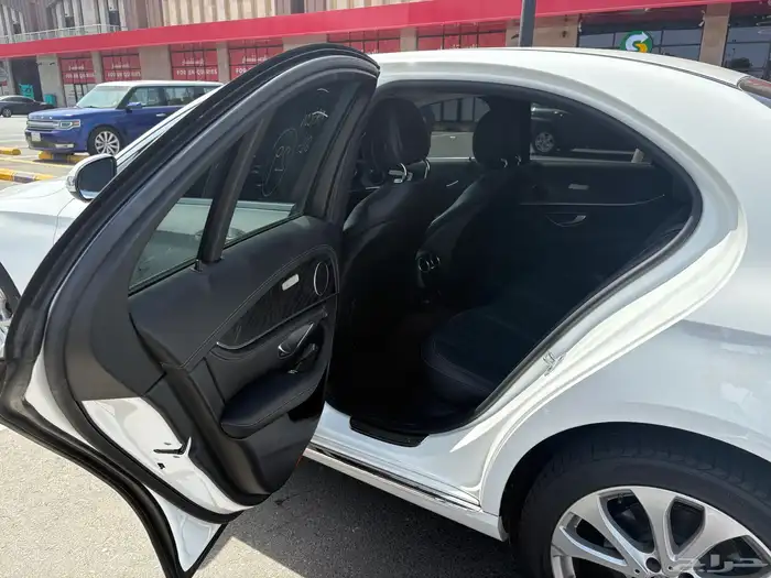 للبيع مرسيدس E220d ديزل 7