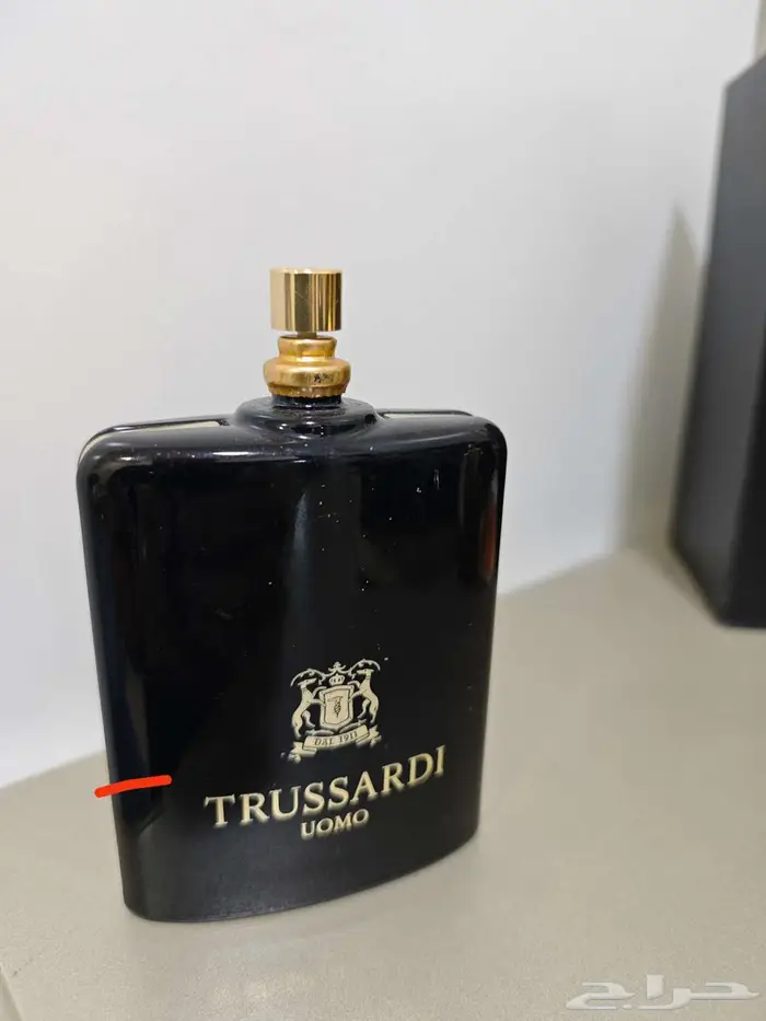 مجموعة عطور مستخدمة للبيع 3