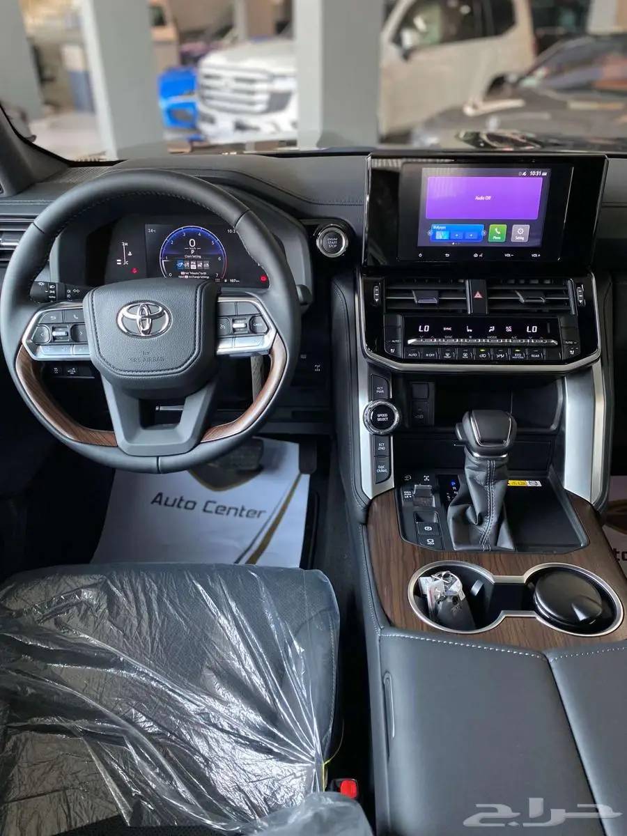 TOYOTA LAND CRUISER GXR 4.0 V6 2025 BLACK 7