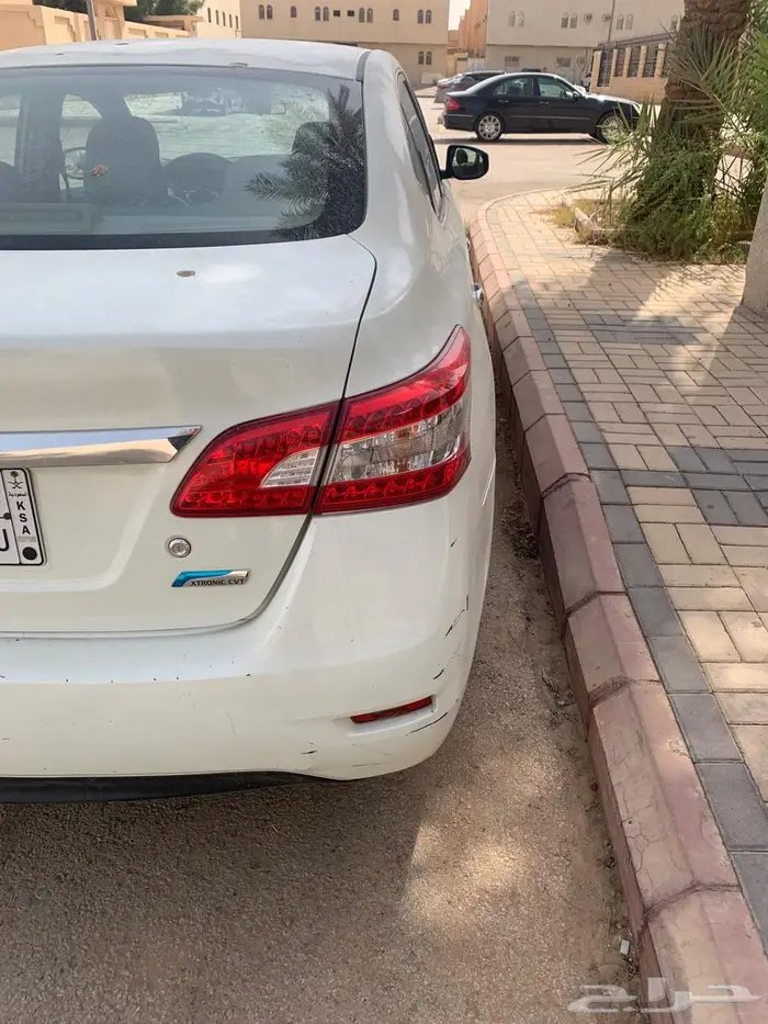 نيسان سنترا 2015 8