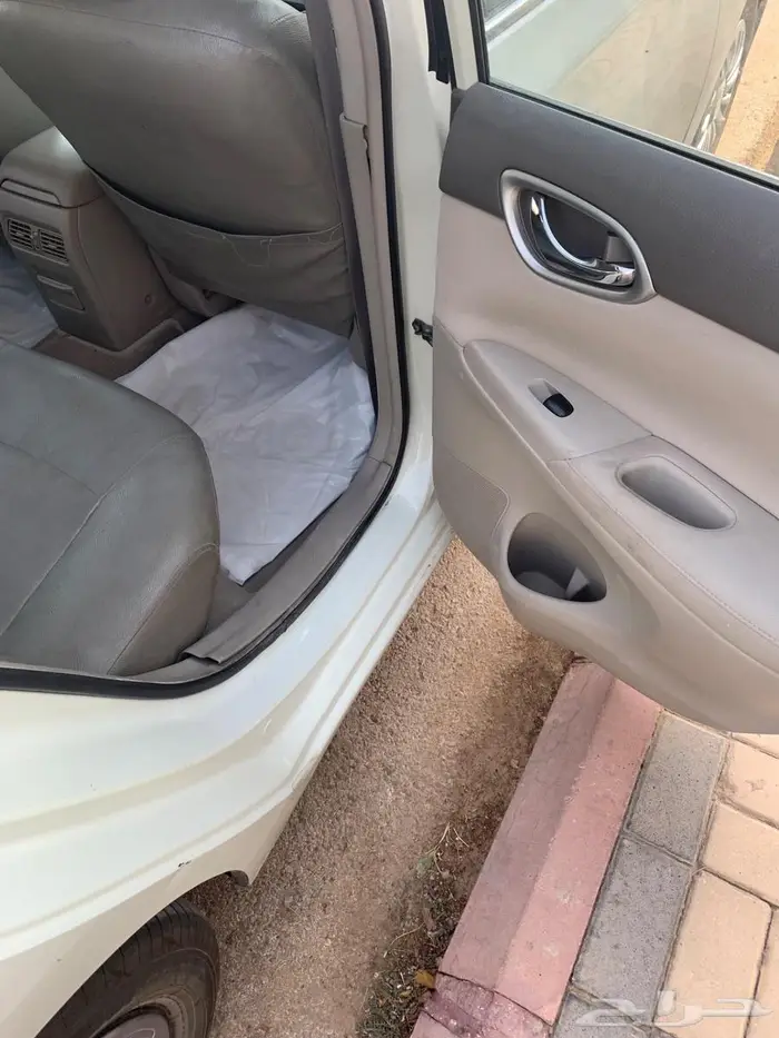 نيسان سنترا 2015 5