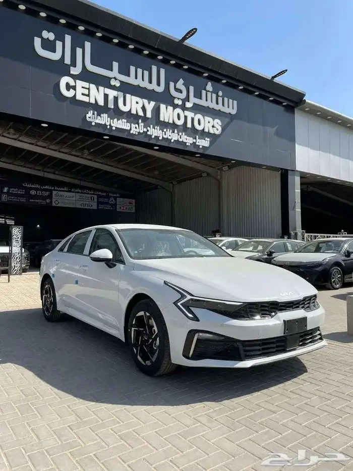 كيا K5 اسنتاندر مطور 2025 اقساط 0