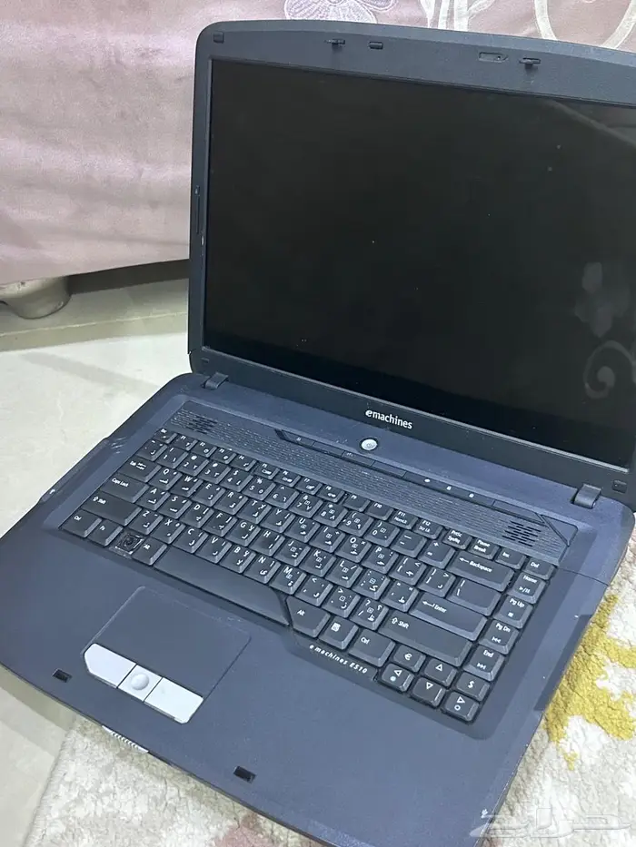 لابتوب قديم 1