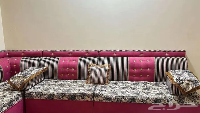 كنب للبيع 1
