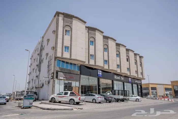 عمارة تجارية دخلها يفوق المليون سنوي ا   للبيع في قلب الدمام 1