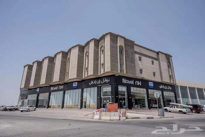 عمارة تجارية دخلها يفوق المليون سنوي ا   للبيع في قلب الدمام 0
