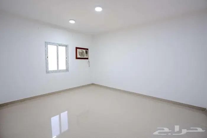 عمارة تجارية دخلها يفوق المليون سنوي ا   للبيع في قلب الدمام 12