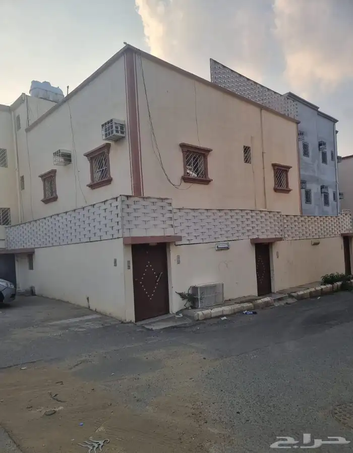 عمارة للبيع مدينة سلطان 0