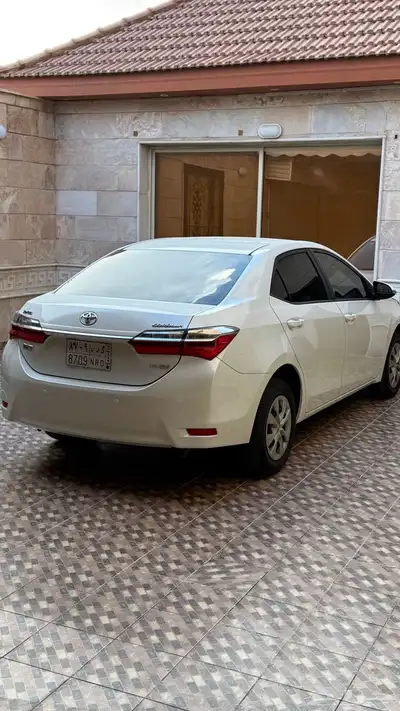 كورلا مخزن 2018 12