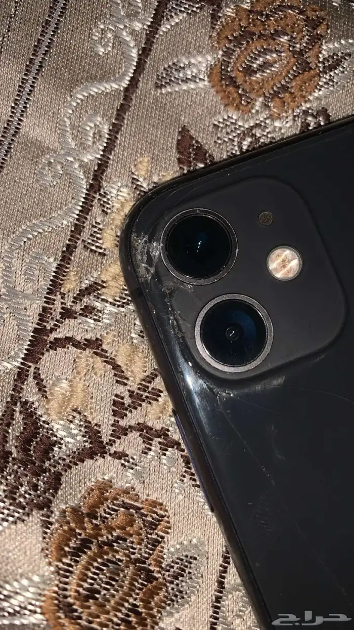 ايفون11 4
