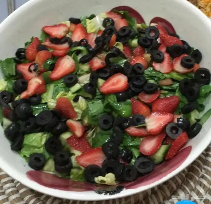 سلطات ومحاشي في الحمراء 1