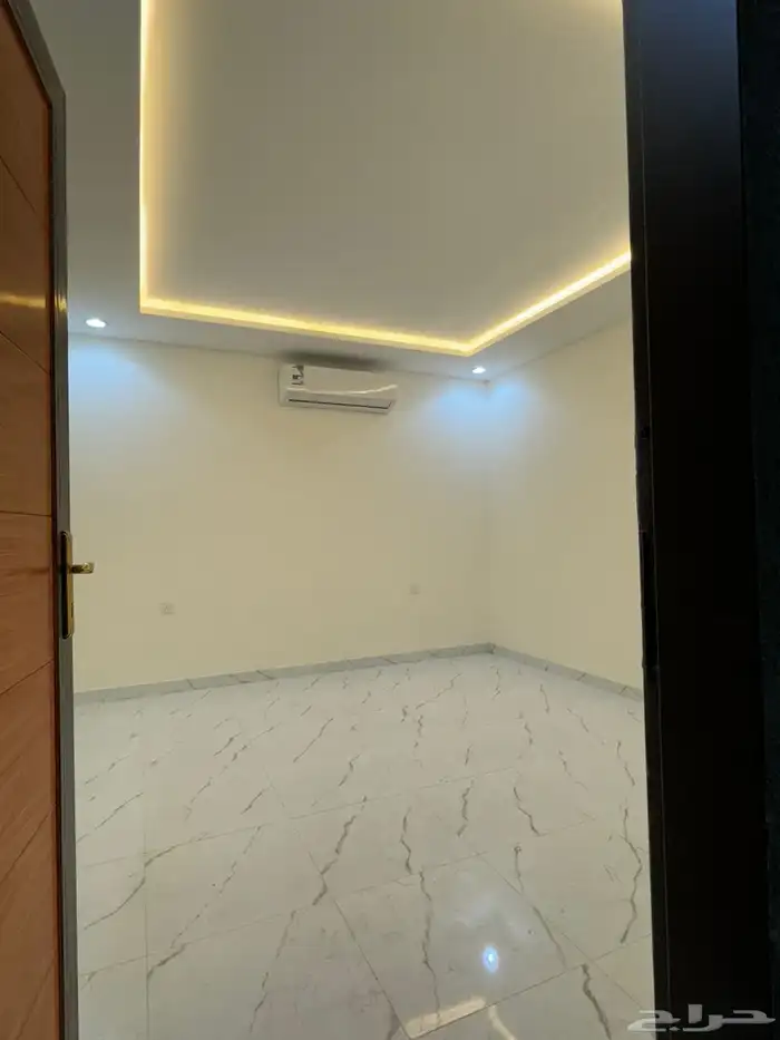 للايجار شقق عزاب حي الرمال كبري الفحص 2