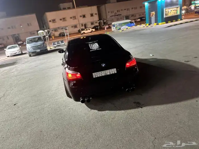 للبيع بي ام 550i 2007 معدل m5 4