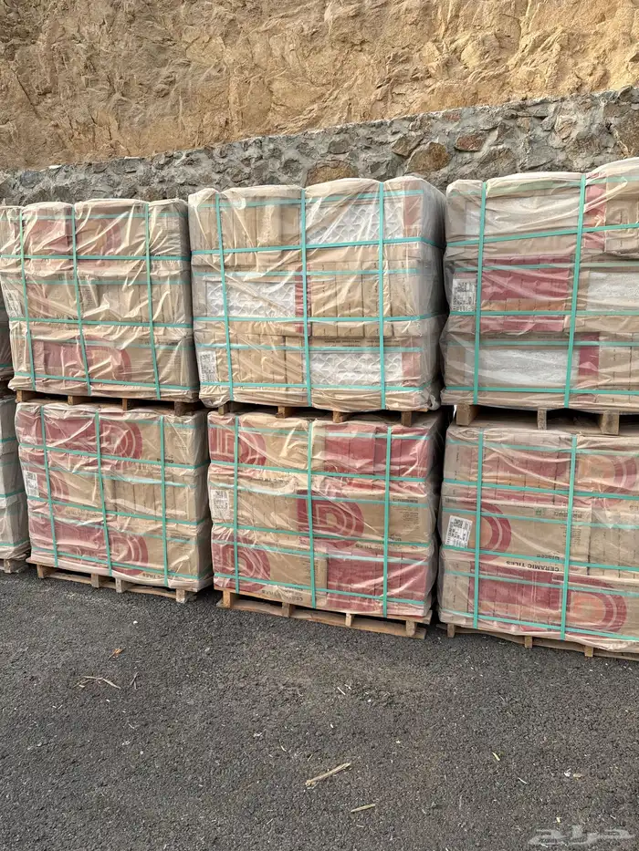 سراميك وبورسلان مقاس 60 60 و 60 120 السعر يبدء من 13 10