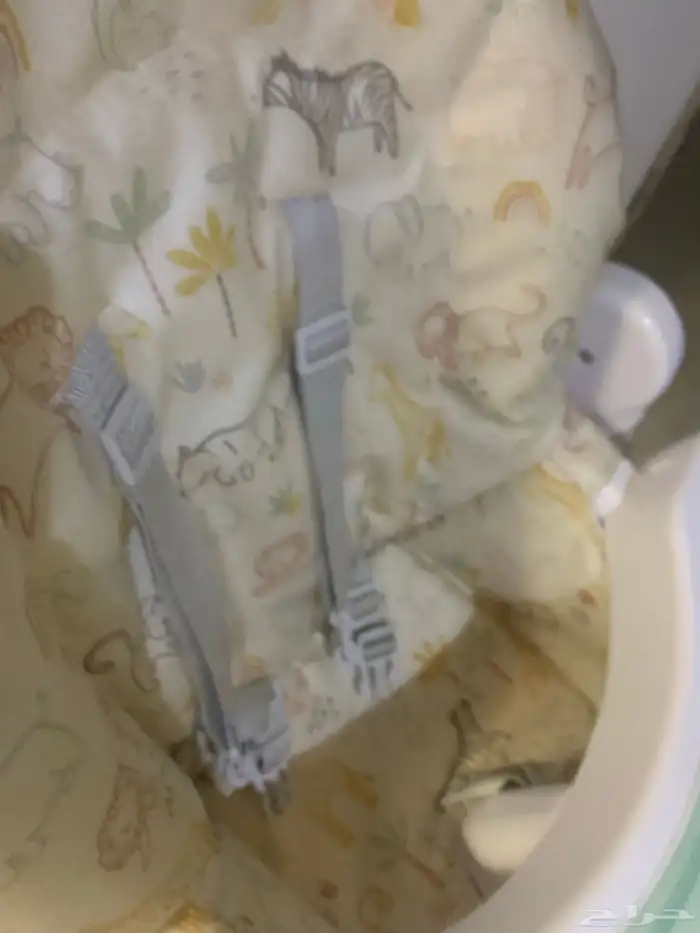 طقم كنب للبيع نظيف جدا وكرسي اطفال من سنتربوينت 8