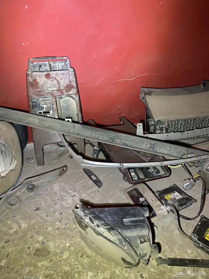 قطع لكزس جي اس 430   2005 و 300   1999 رخيصه 0
