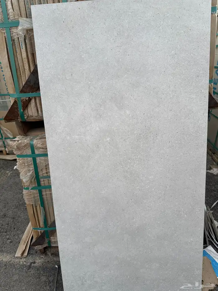 سراميك وبورسلان مقاس 60 60 و 60 120 السعر يبدء من 13 14