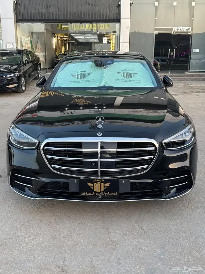 مرسيدس جوهره للايجار مكتب تأجير سيارات 1