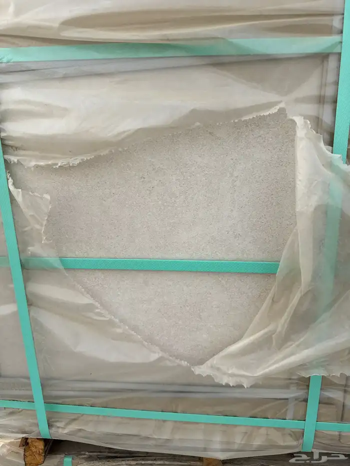 سراميك وبورسلان مقاس 60 60 و 60 120 السعر يبدء من 13 12