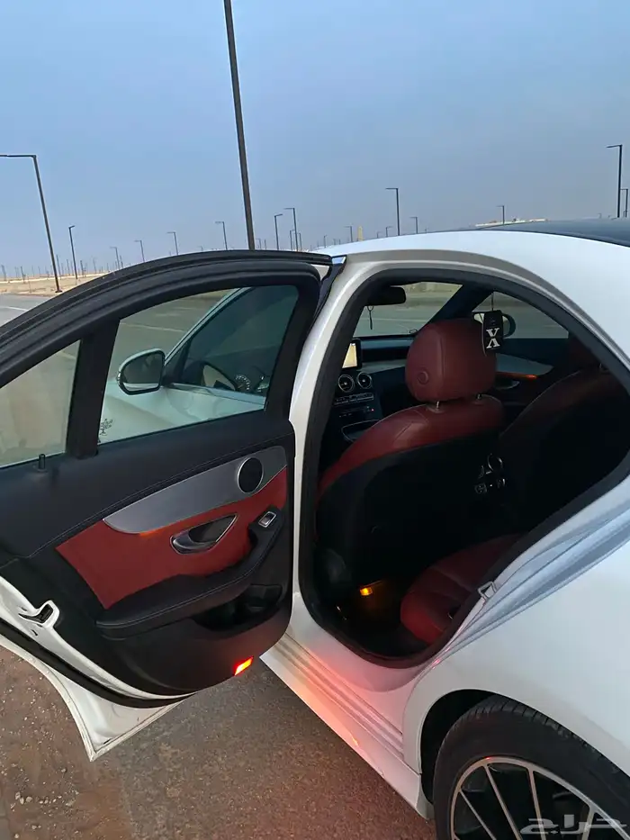 مرسيدسC200 AMG 23