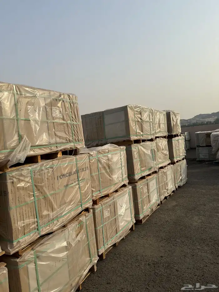 سراميك وبورسلان مقاس 60 60 و 60 120 السعر يبدء من 13 1