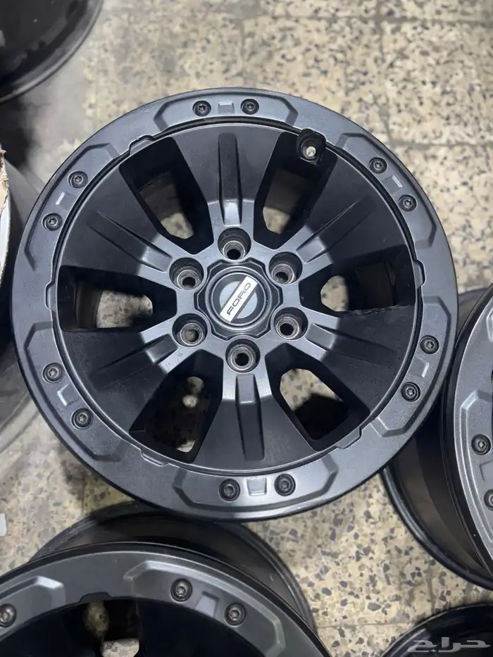 جنوط فورد F150 رابتر مقاس 17 اصلي وكاله 5