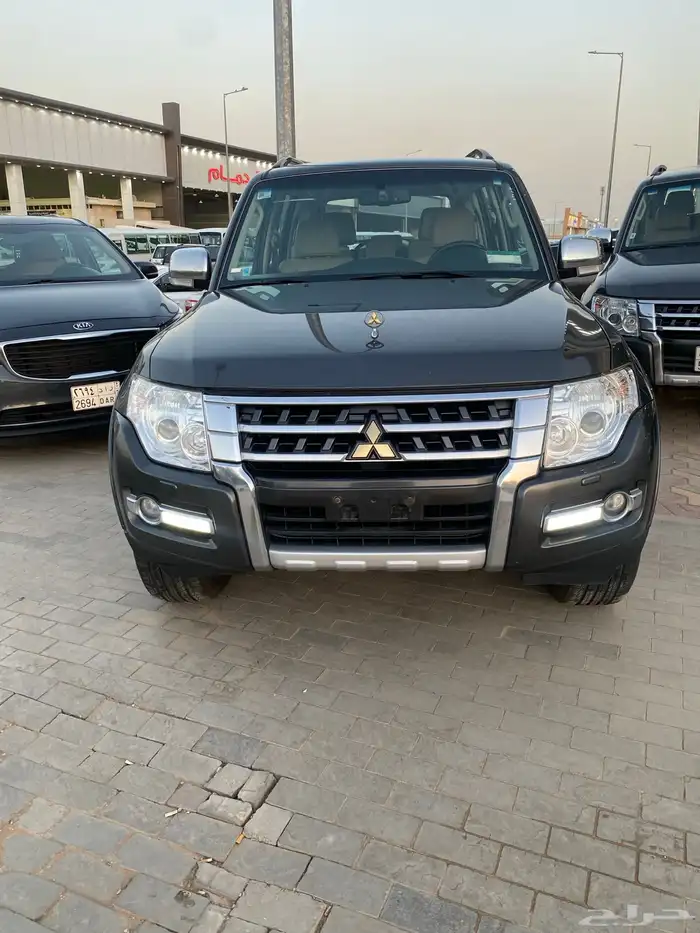 باجيرو ميتسوبيشى 2020 العلامة الذهبية 0