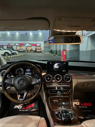 مرسيدس c300 2017 9